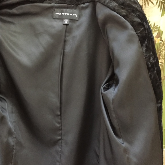 Portrait Coat - Picture 6 of 7